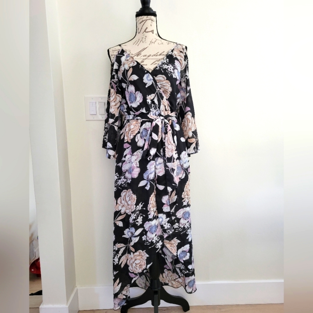 Love Culture Whimsigoth Floral Maxi Dress Size S